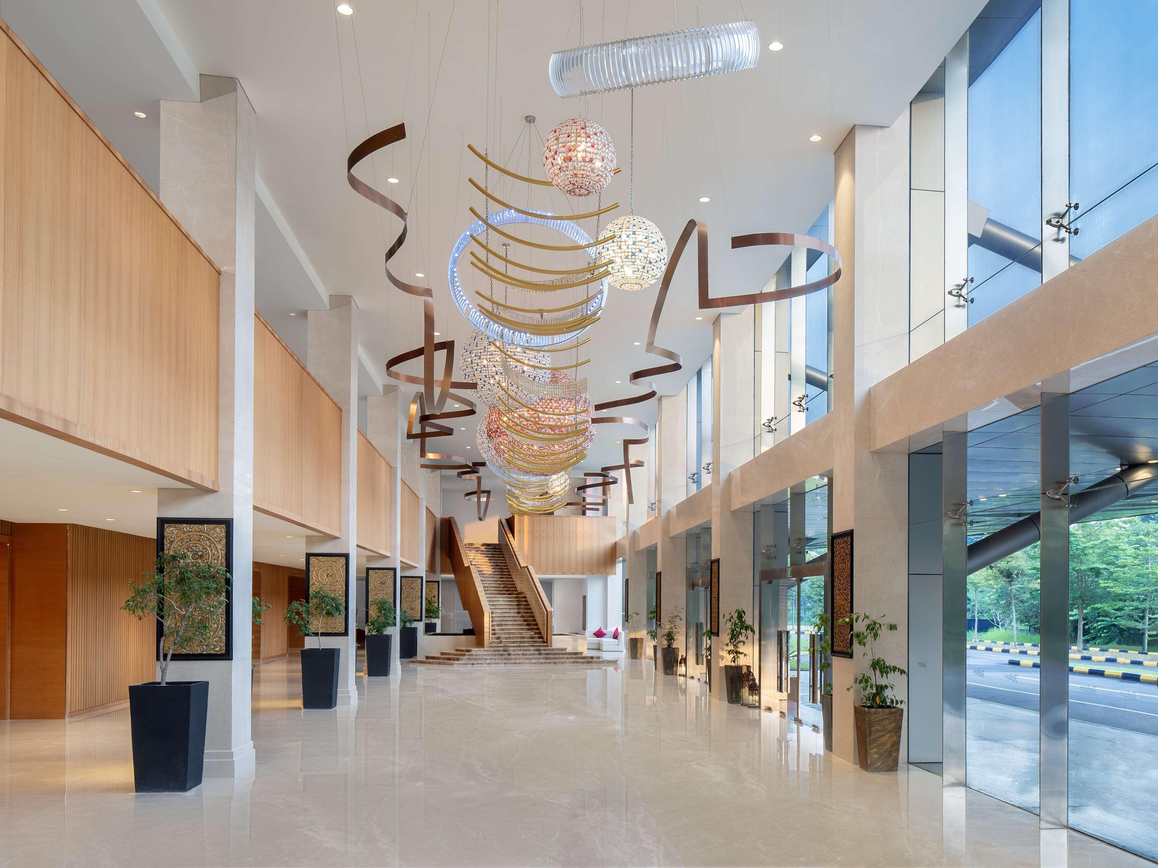 Radisson Golf & Convention Center Batam Hotel Exterior foto